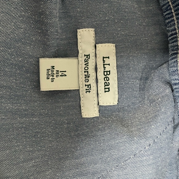 LL Bean Women's Lakewashed Pull-On Chinos, Mid-Rise Chambray Ankle Pants - Picture 3 of 3